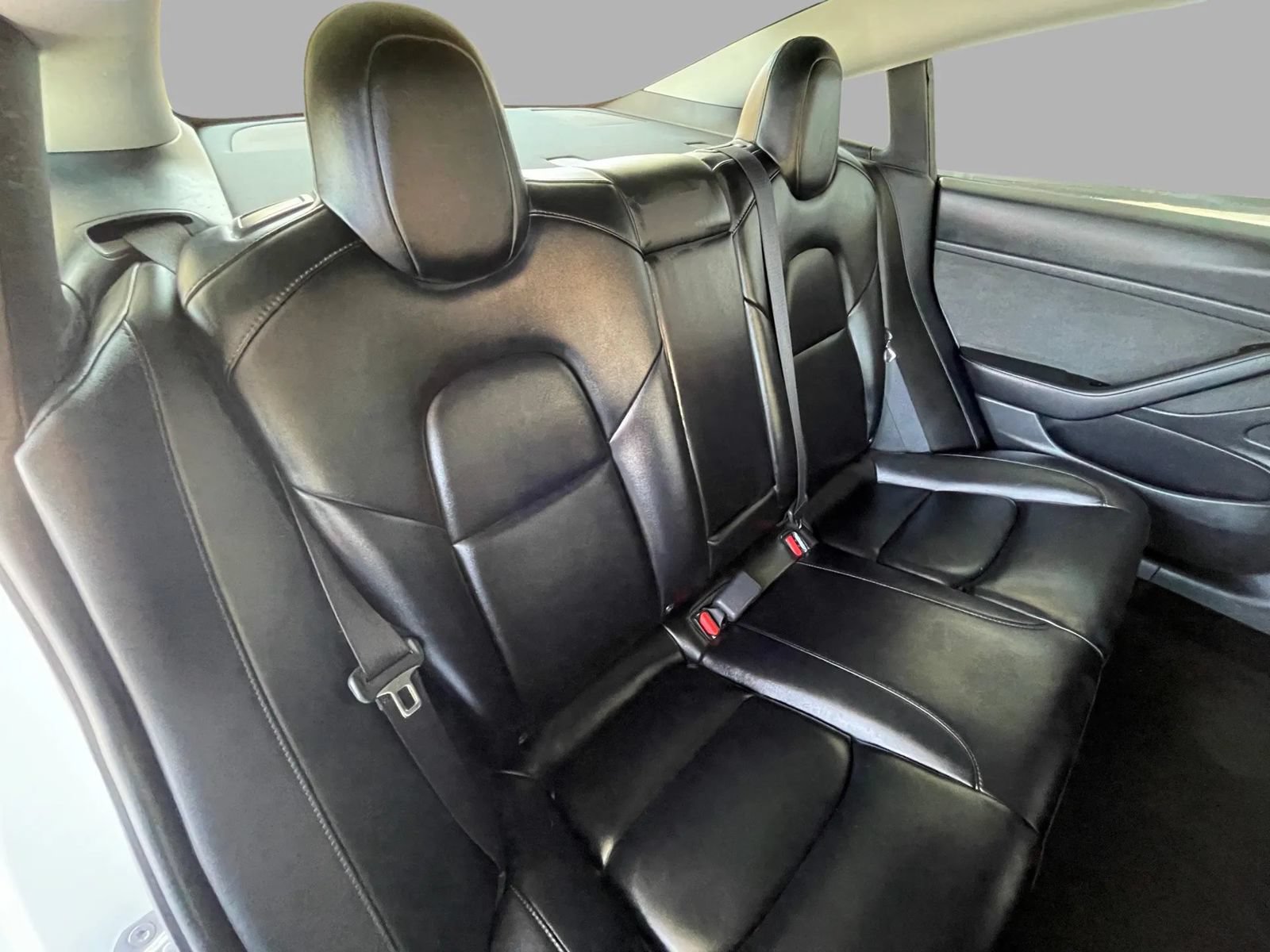 Used 2020 Tesla Model 3 Standard Range RWD image 27