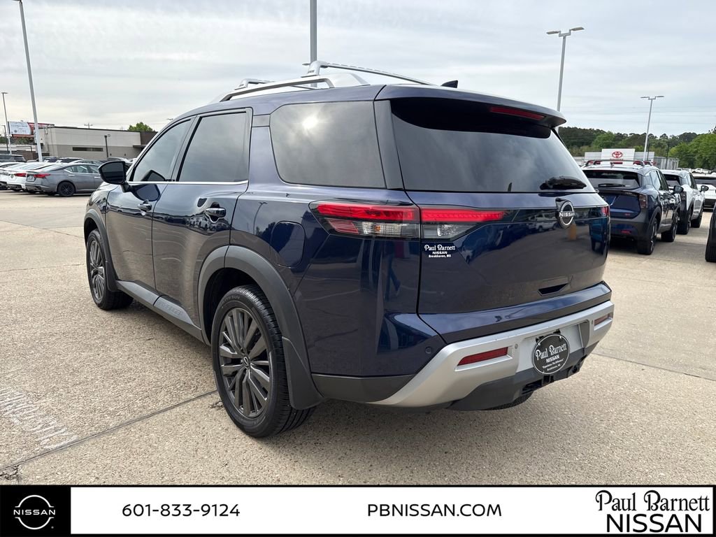 Used 2022 Nissan Pathfinder SL w/ SL Premium Package image 8