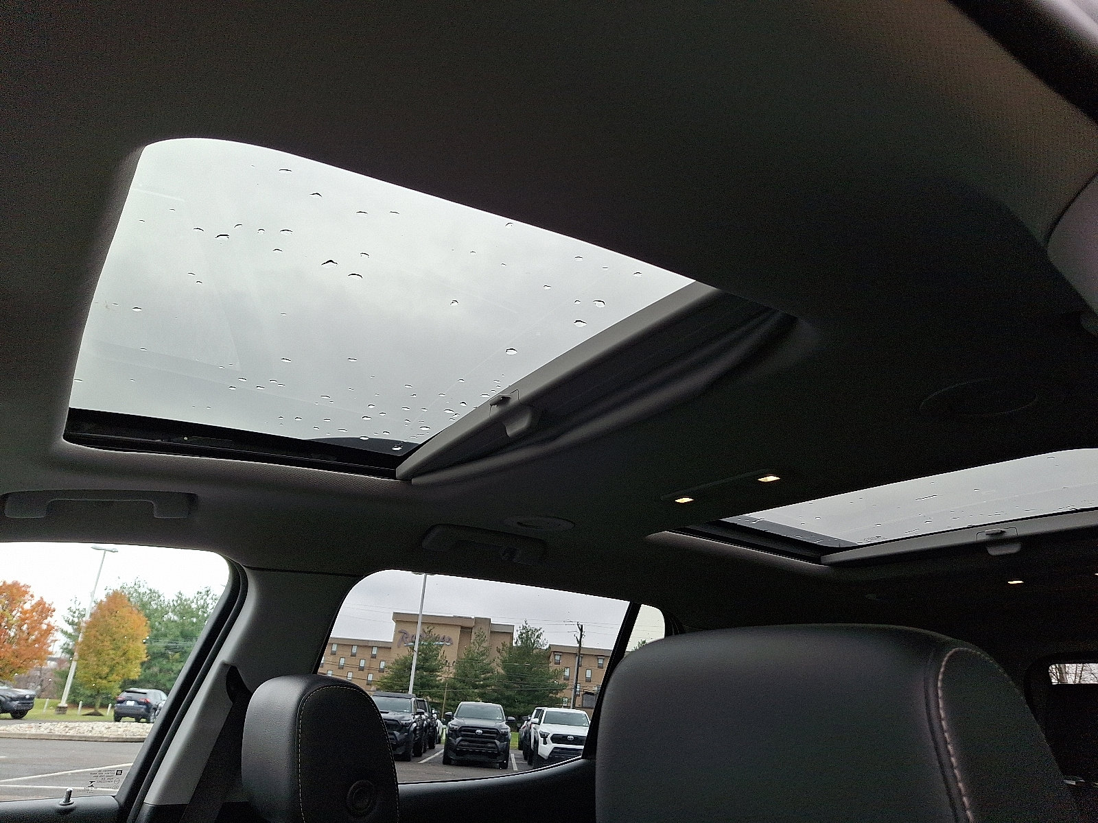 Used 2019 GMC Acadia SLT w/ LPO, Floor Liner Package image 15