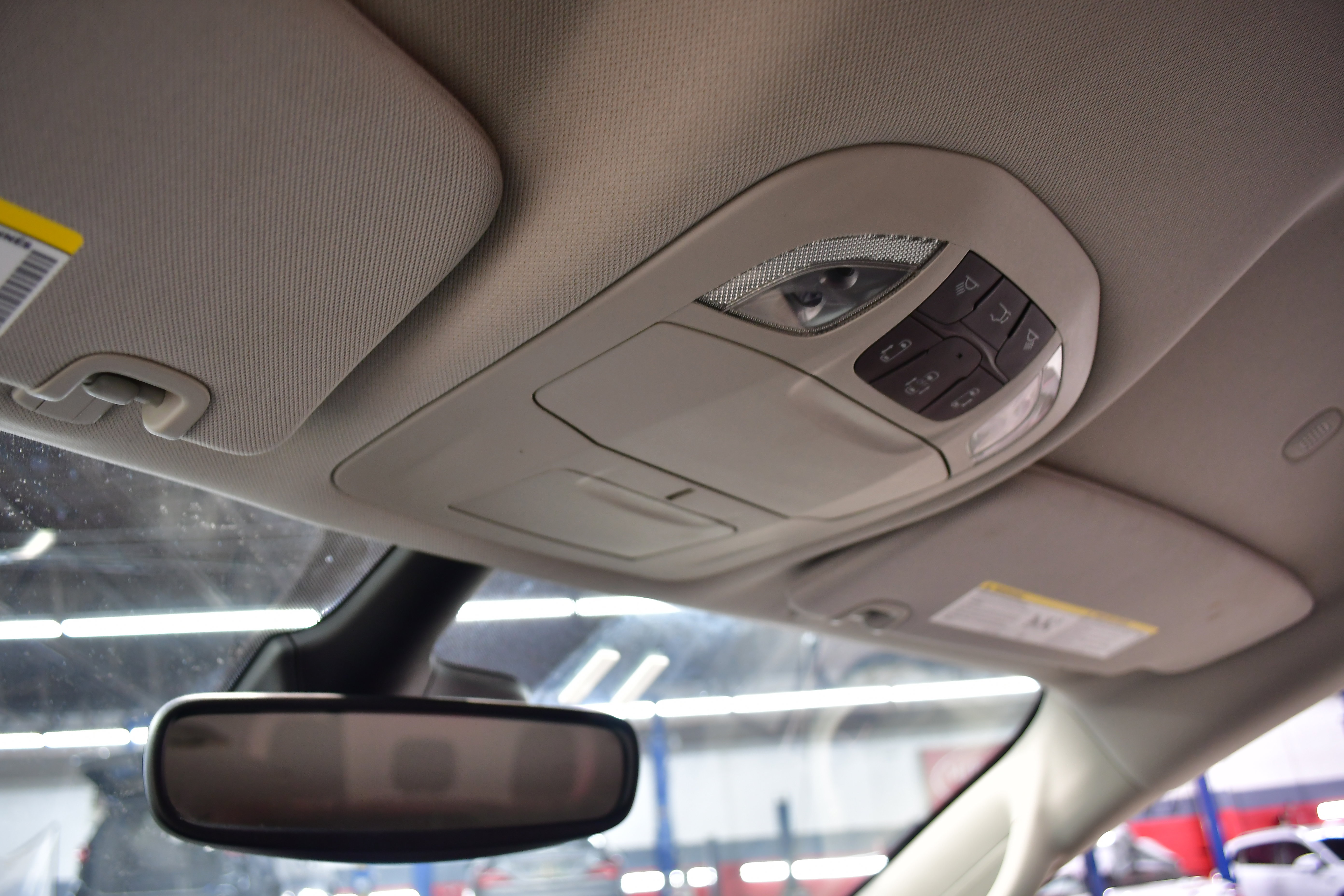 Used 2024 Chrysler Pacifica Touring-L image 30