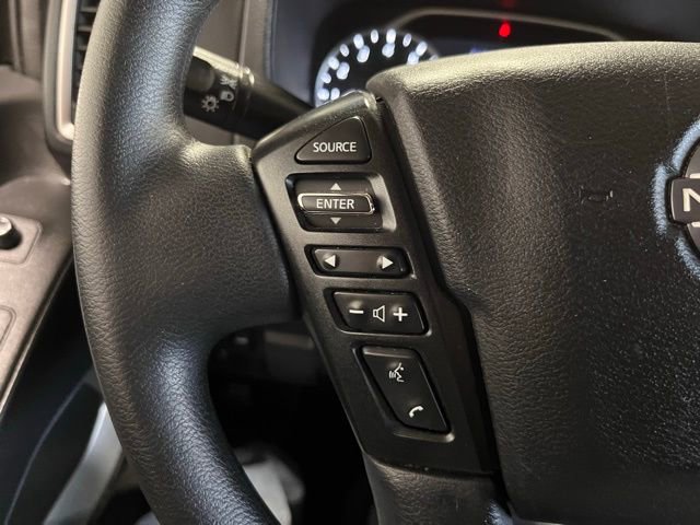 Used 2024 Nissan Frontier SV image 22