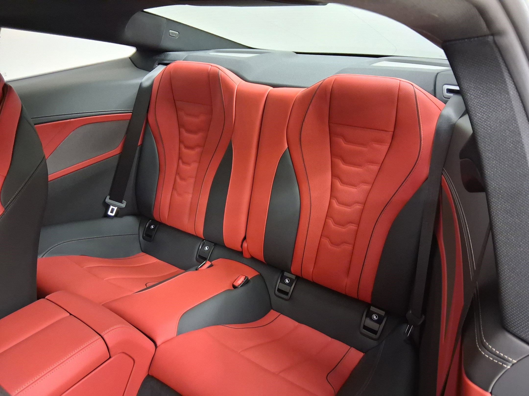 New 2026 BMW 840i Coupe w/ M Sport Professional Package RWD image 26