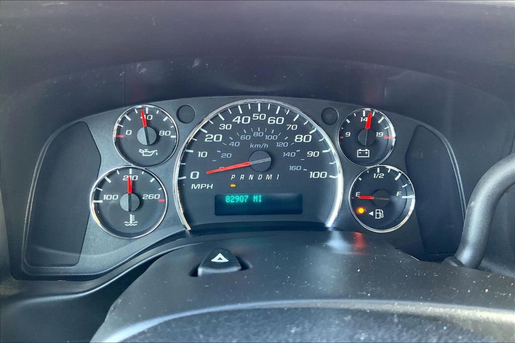 Used 2015 Chevrolet Express 2500 image 11