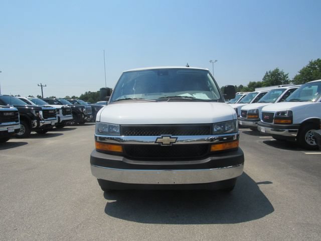 Certified 2023 Chevrolet Express 3500 LT w/ LT Preferred Equipment Group RWD image 5