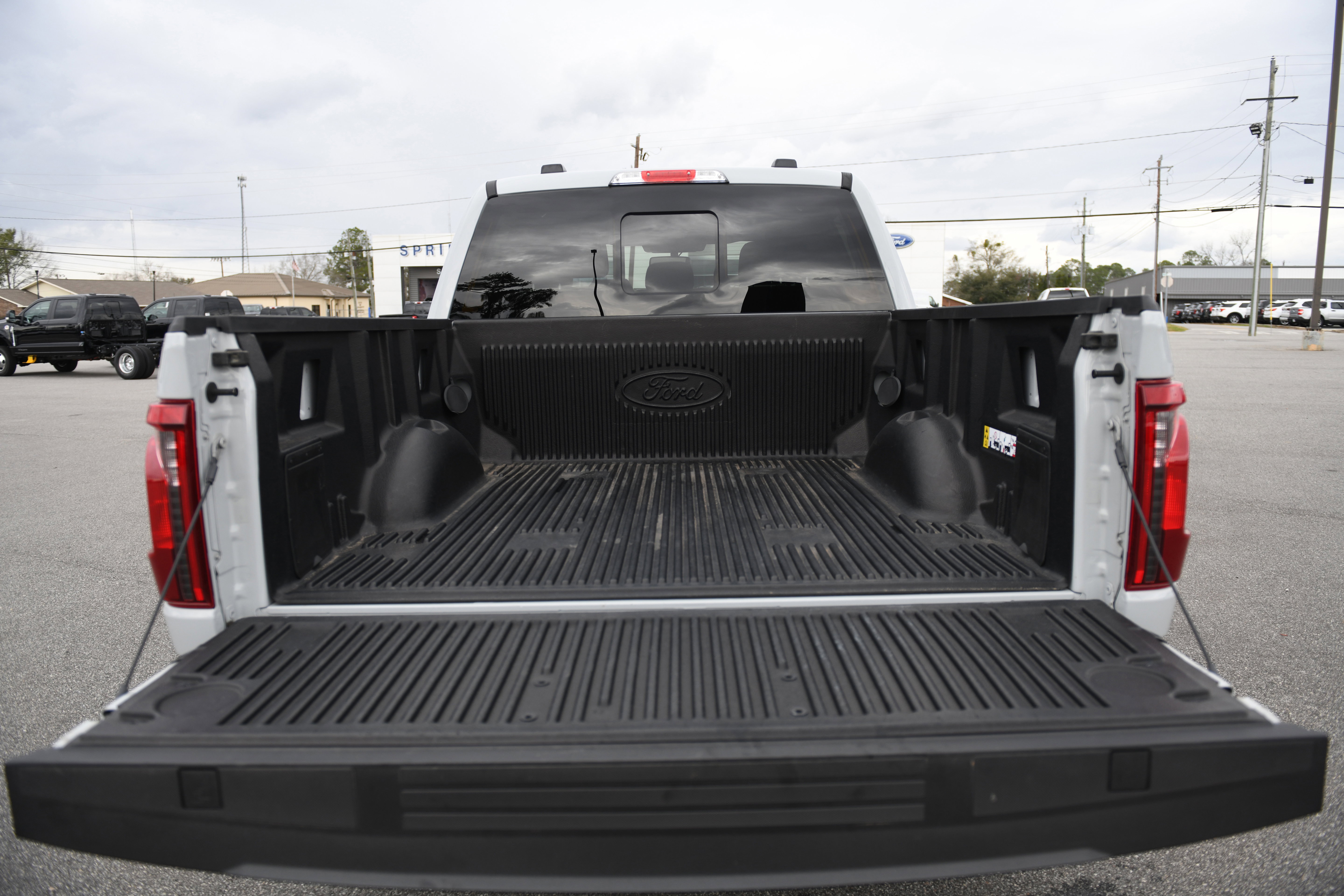 Used 2024 Ford F150 XLT w/ Equipment Group 302A MID image 13