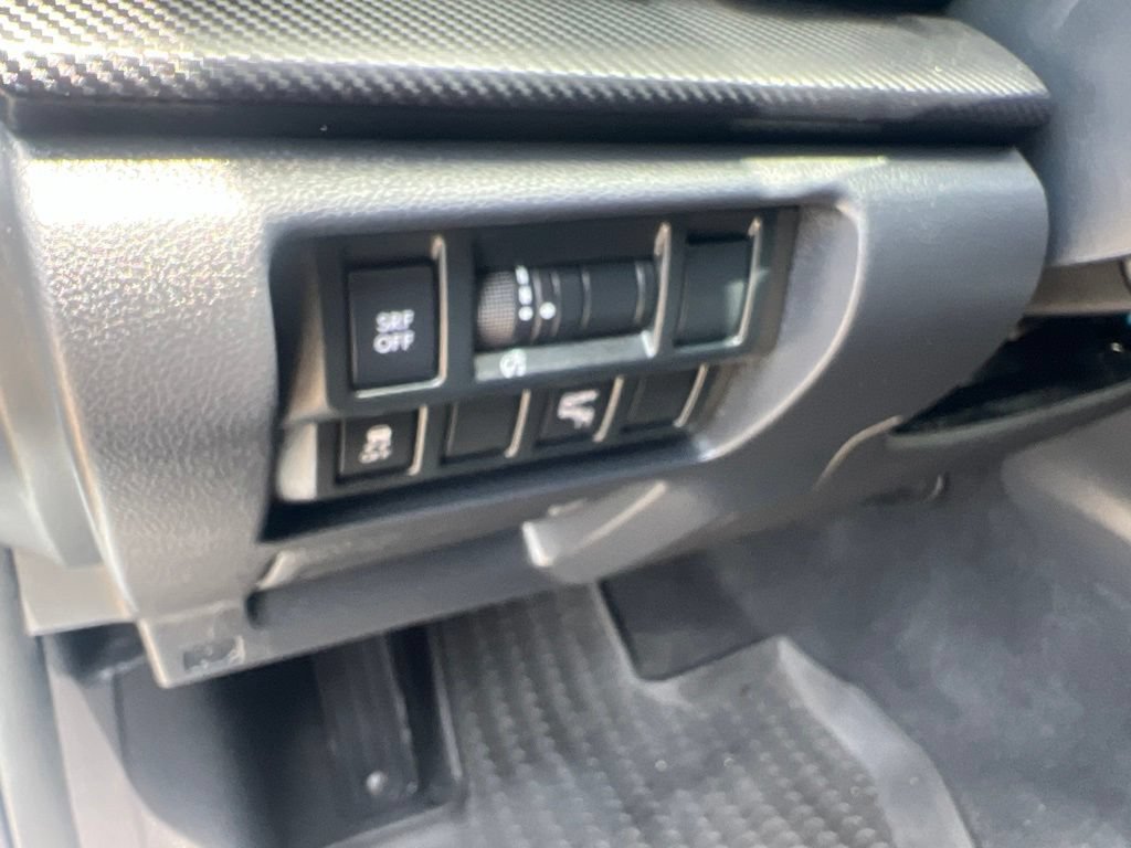 Used 2018 Subaru Crosstrek 2.0i Premium AWD/4WD image 48