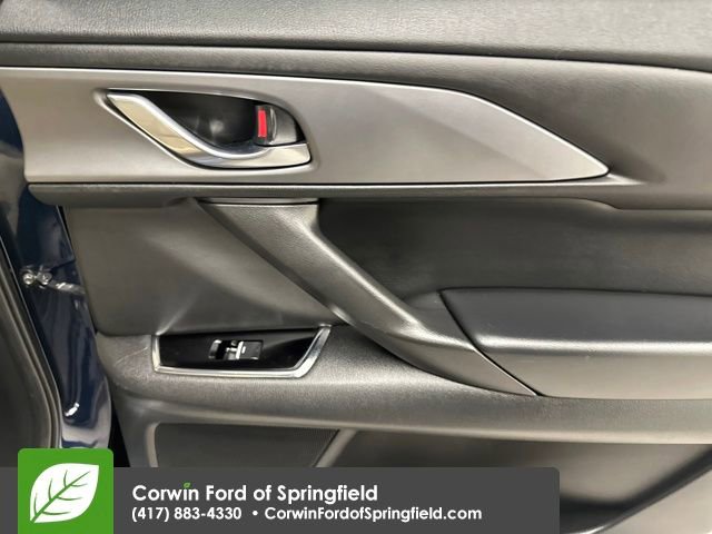 Used 2022 MAZDA CX-9 Touring image 16