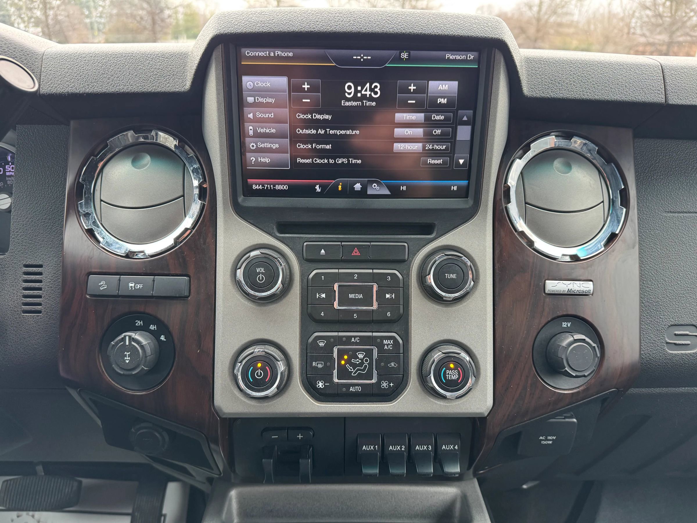 Used 2014 Ford F250 Lariat w/ Lariat Ultimate Package image 25