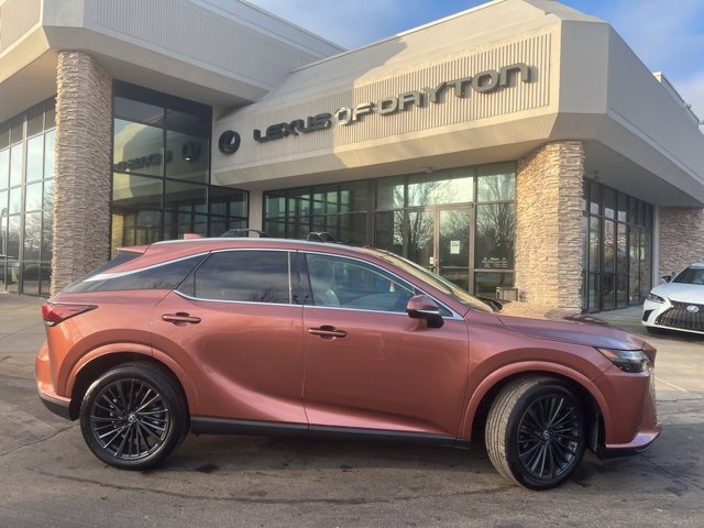 Used 2024 Lexus RX 350 Premium image 3