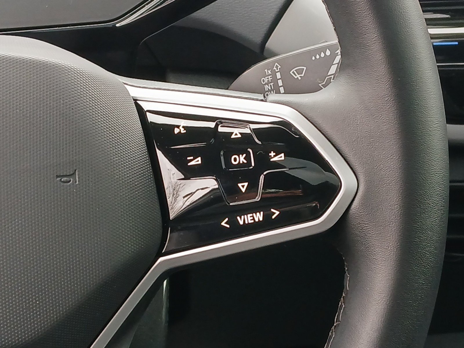 Certified 2023 Volkswagen ID.4 Pro S AWD/4WD image 10