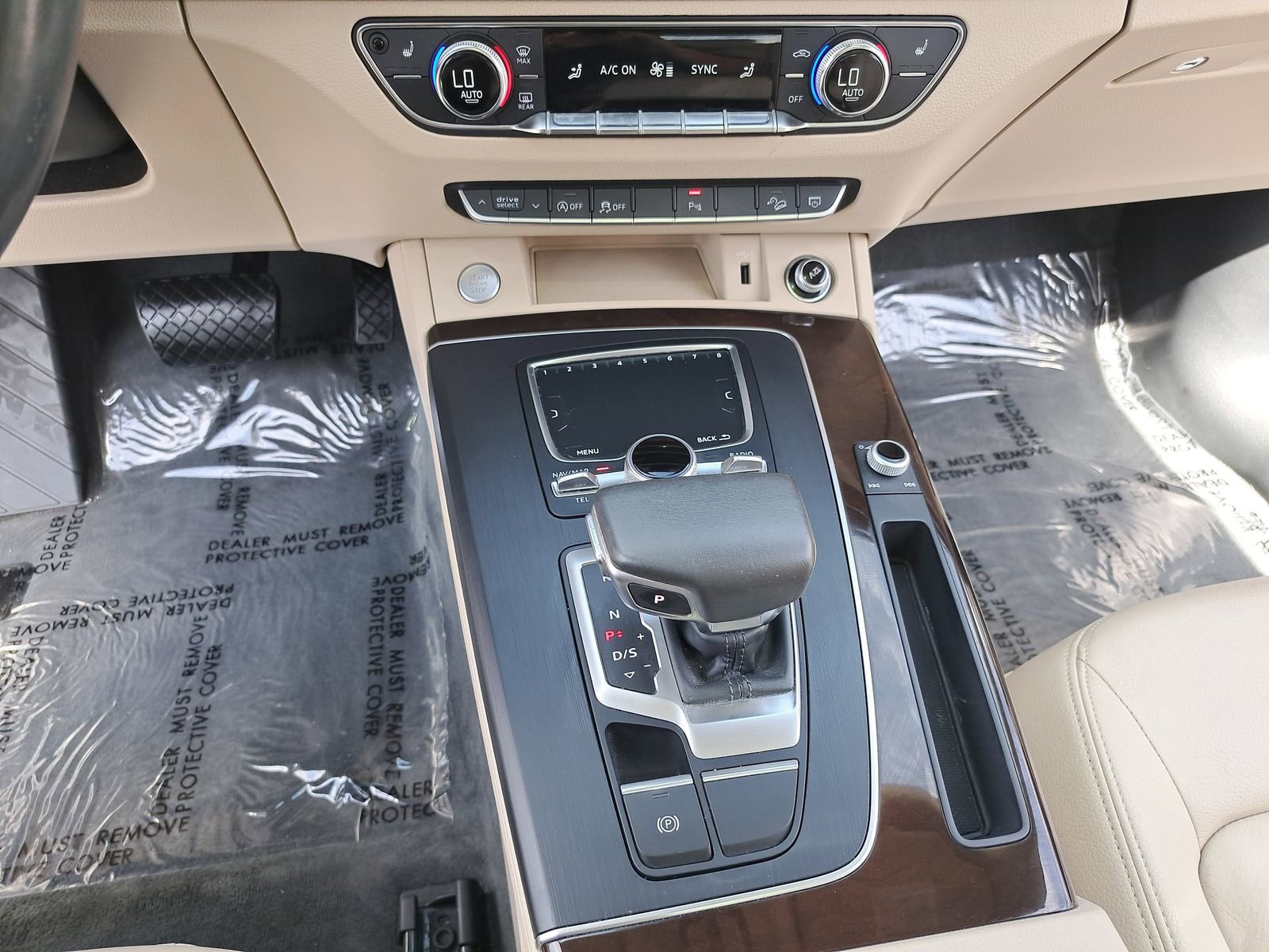 Used 2018 Audi Q5 2.0T Premium Plus w/ Premium Plus Package image 22