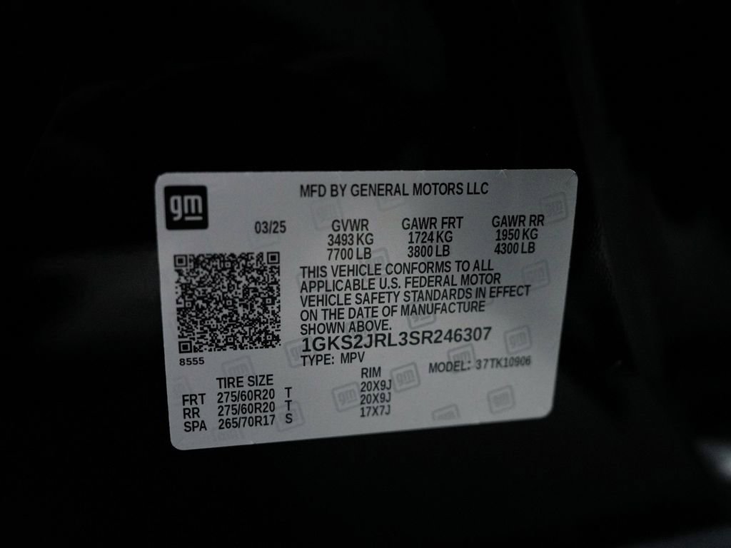 Used 2025 GMC Yukon XL Denali AWD/4WD image 15