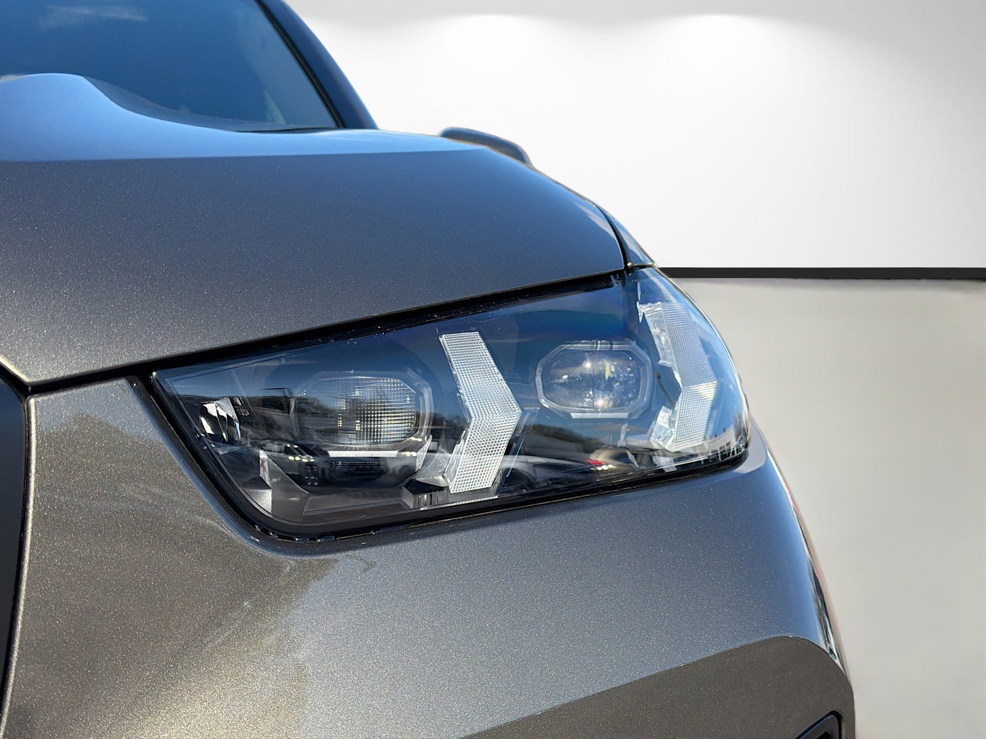 New 2026 BMW X5 xDrive50e w/ Executive Package image 9