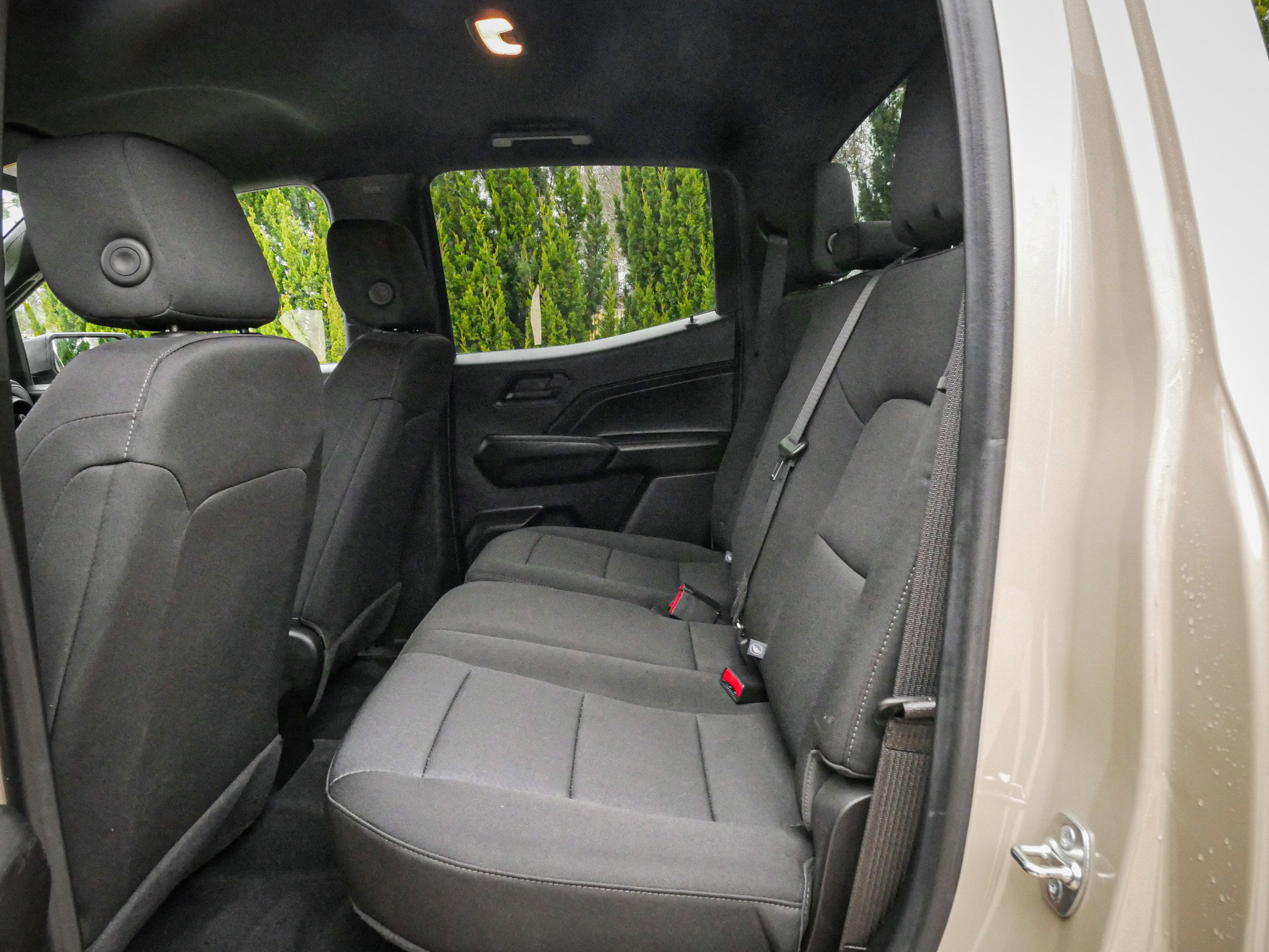 Used 2024 Chevrolet Colorado W/T RWD image 30