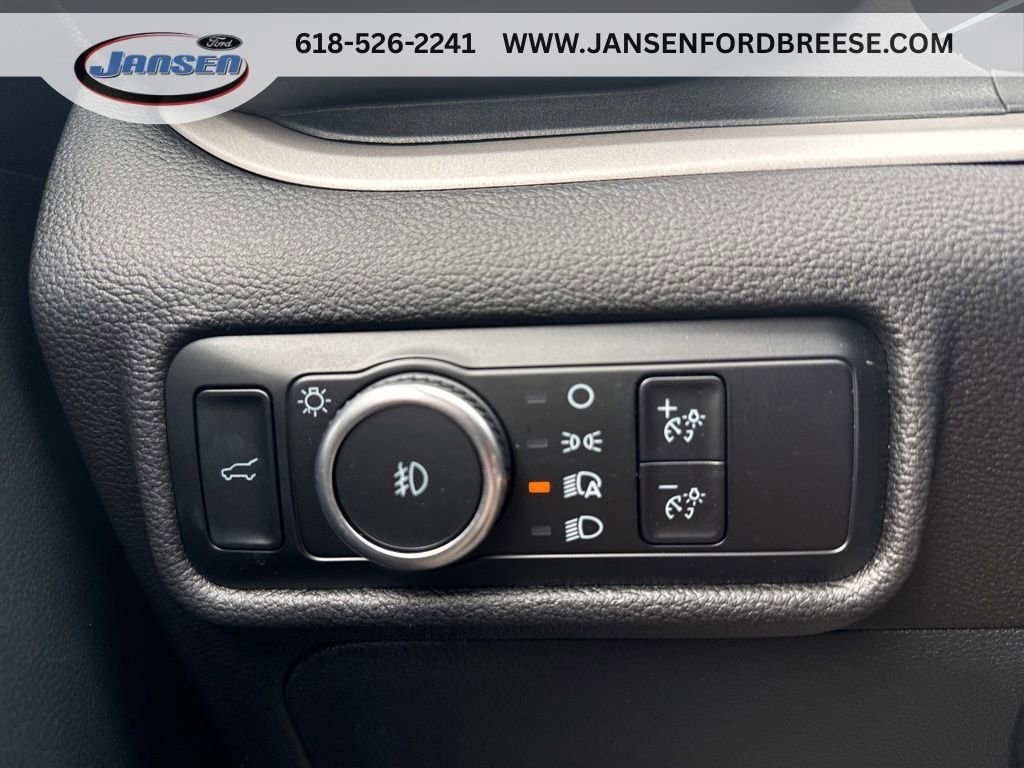 Used 2023 Ford Explorer XLT w/ Equipment Group 202A image 15