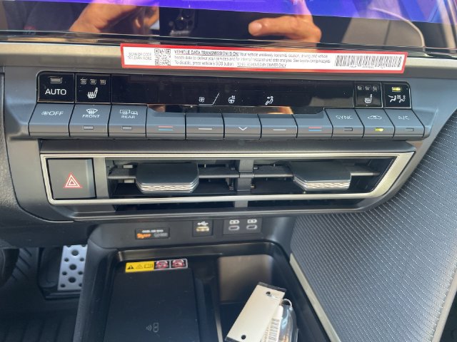 New 2026 Toyota Camry Hybrid AWD/4WD image 25