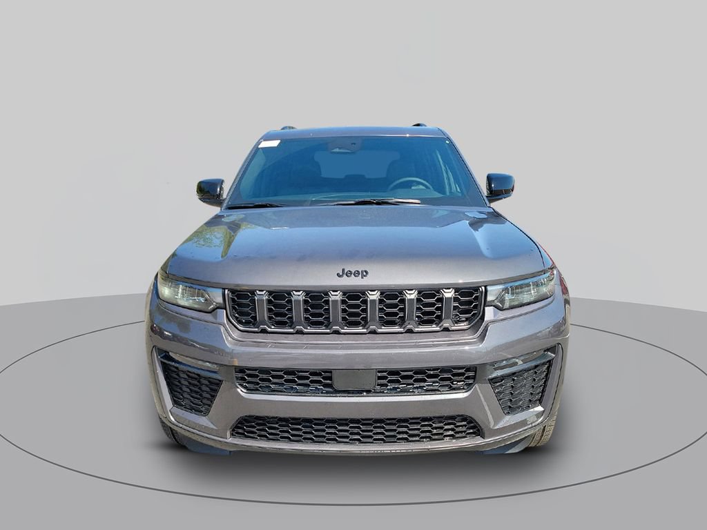 New 2026 Jeep Grand Cherokee Limited w/ Limited Altitude Package RWD image 8