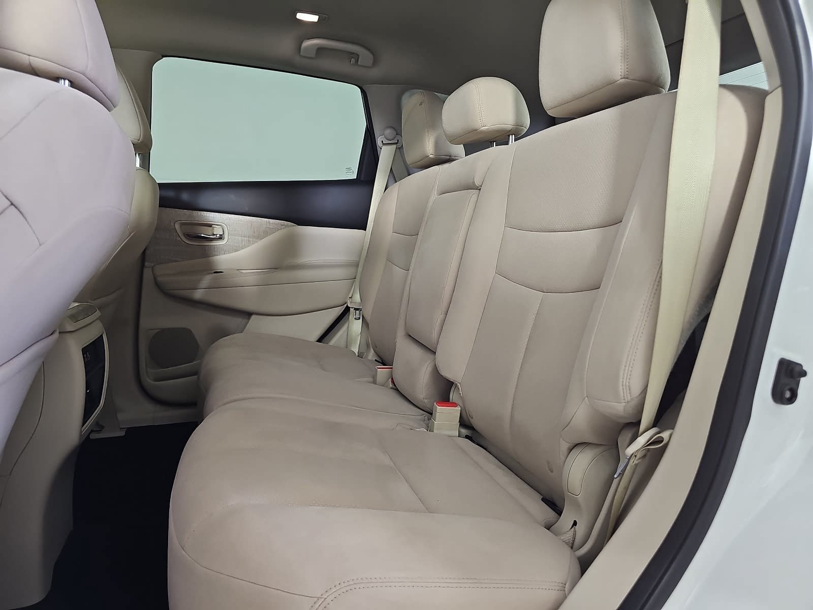 Used 2019 Nissan Murano SV AWD/4WD image 13