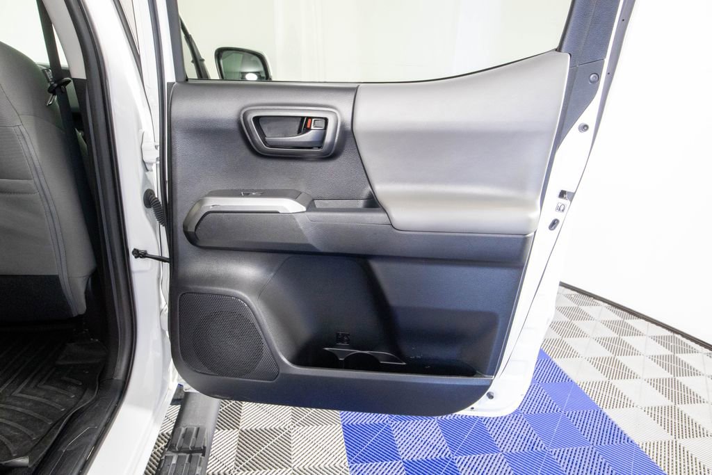 Used 2019 Toyota Tacoma SR5 image 15