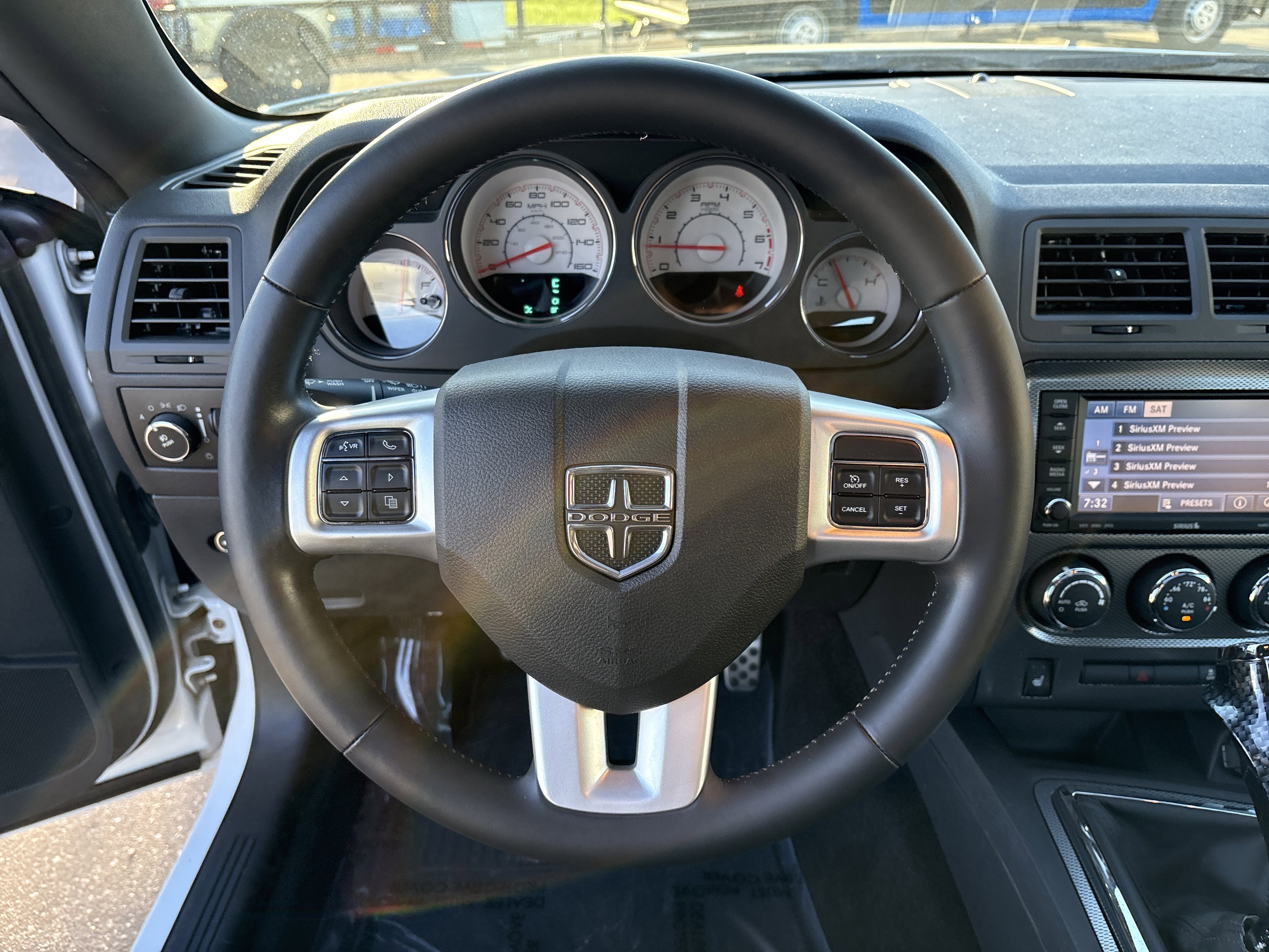 Used 2013 Dodge Challenger R/T image 21