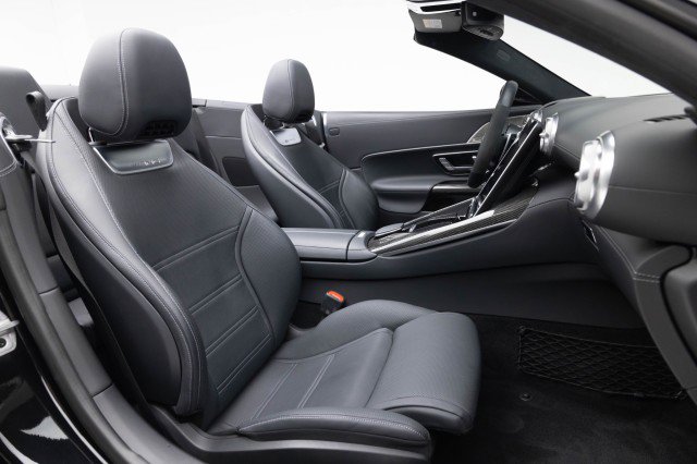 Used 2022 Mercedes-Benz SL 63 AMG 4MATIC image 4