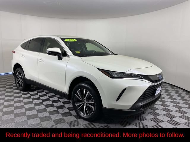 Used 2021 Toyota Venza LE AWD/4WD image 1