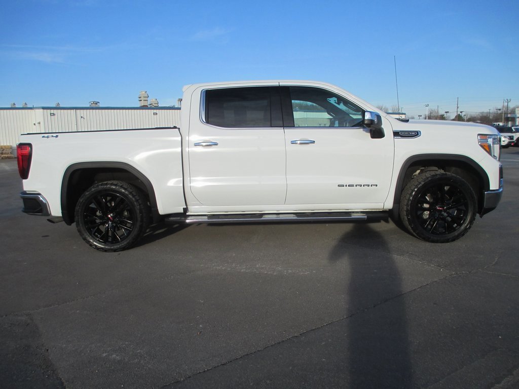 Used 2022 GMC Sierra 1500 SLT w/ SLT Premium Package image 4