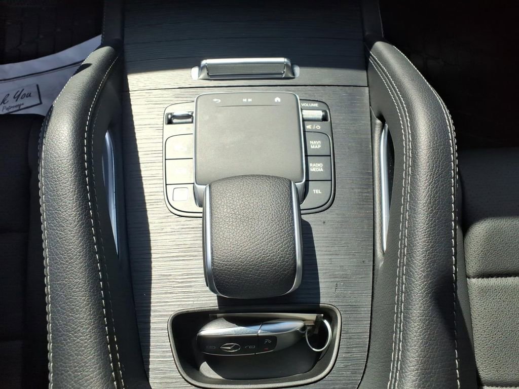 Certified 2025 Mercedes-Benz GLE 450 4MATIC image 26