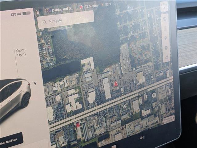 Used 2021 Tesla Model Y Long Range image 13