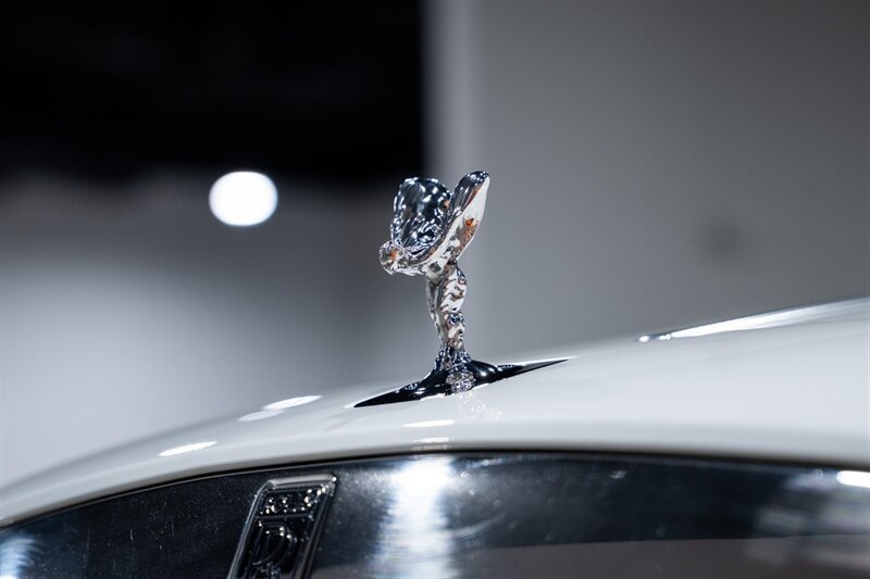 Used 2016 Rolls-Royce Wraith RWD image 63