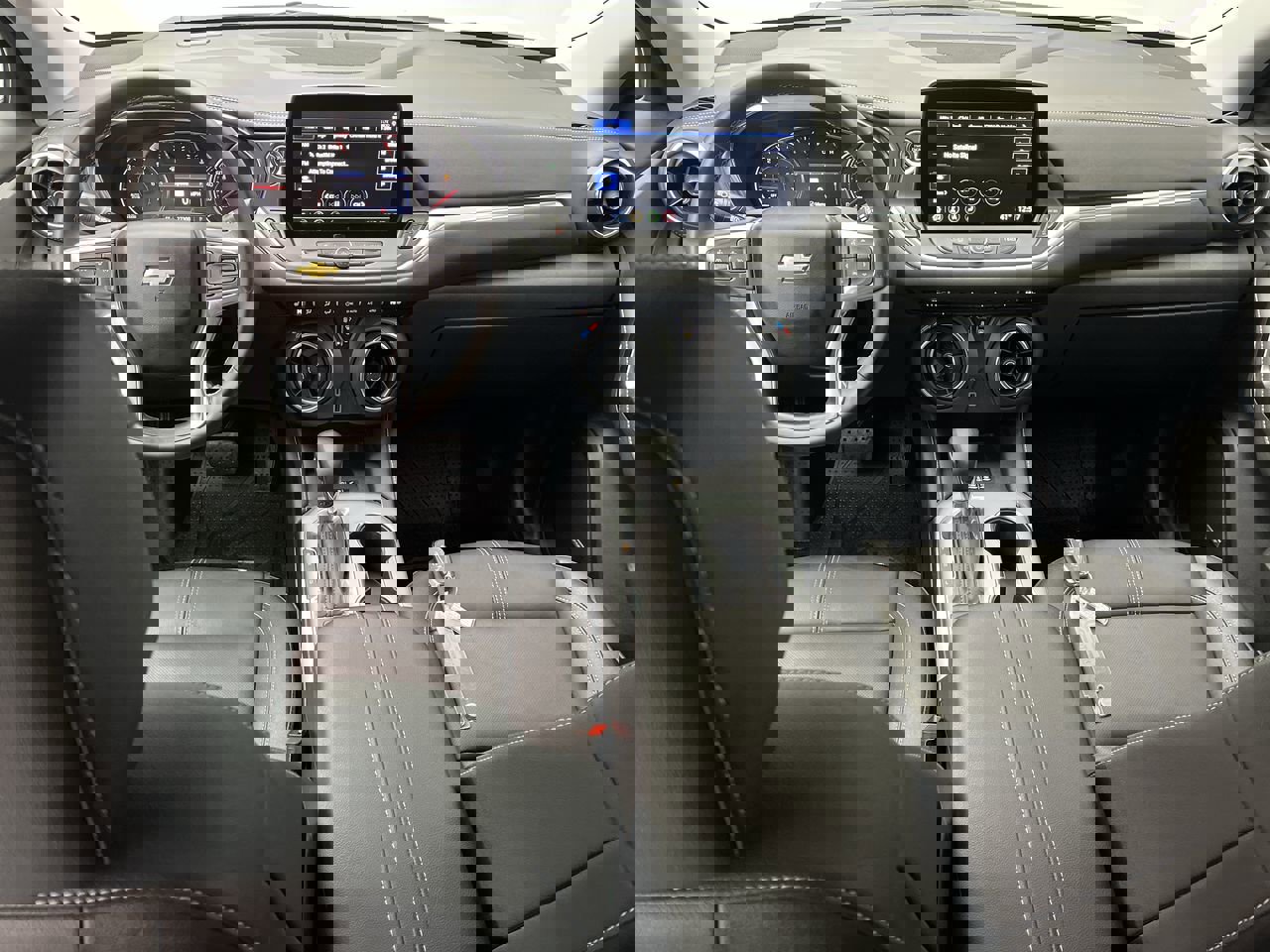 Certified 2024 Chevrolet Blazer LT w/ Sound & Technology Package image 4