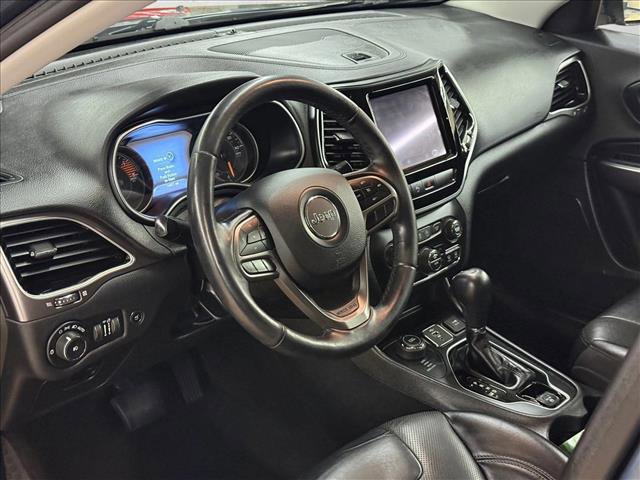 Used 2019 Jeep Cherokee Limited image 9