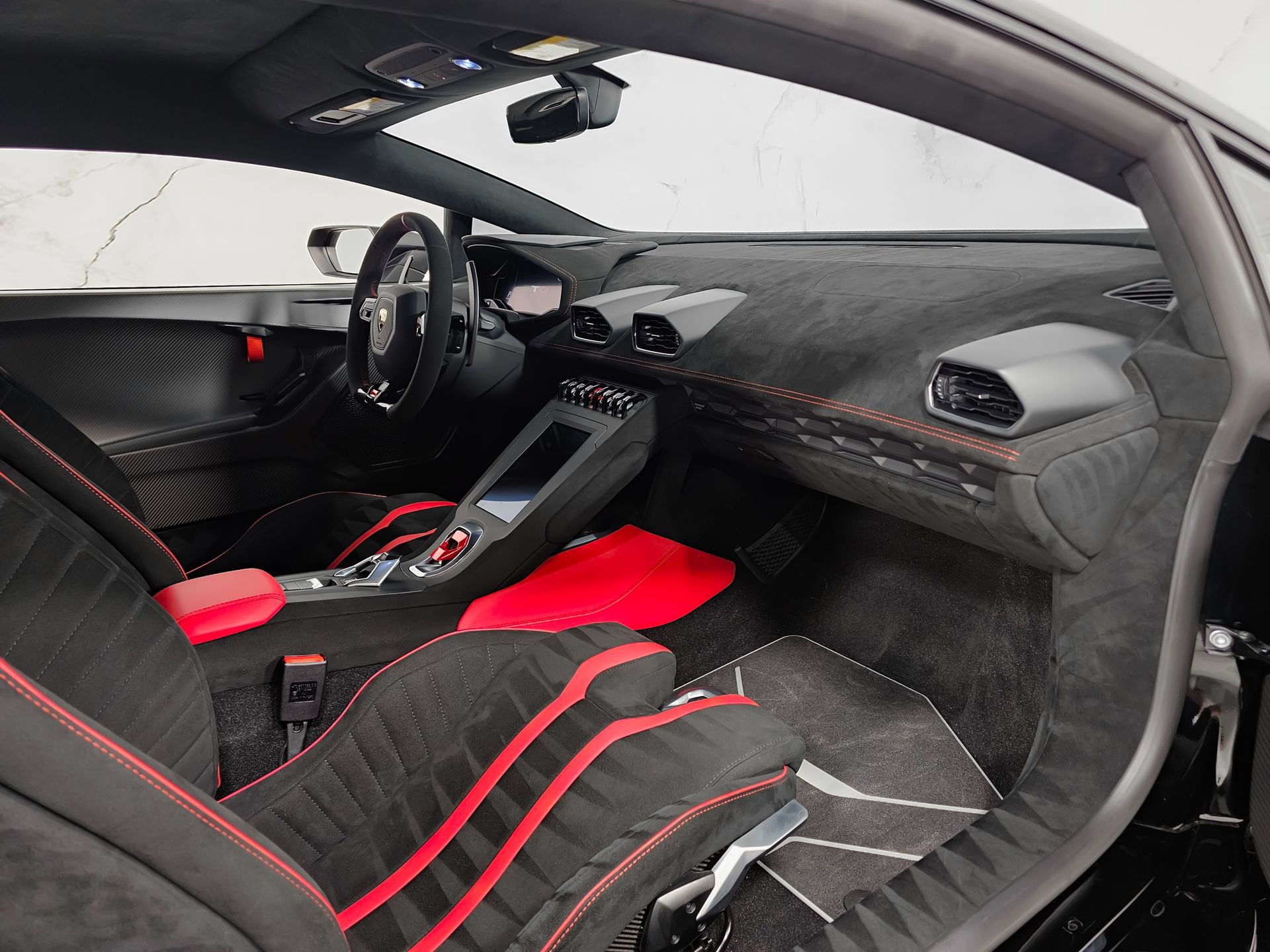 Used 2023 Lamborghini Huracan STO RWD image 30
