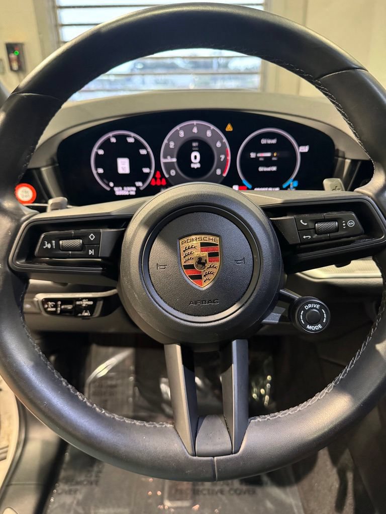 Used 2024 Porsche Cayenne Coupe w/ Premium Package Plus AWD/4WD image 17