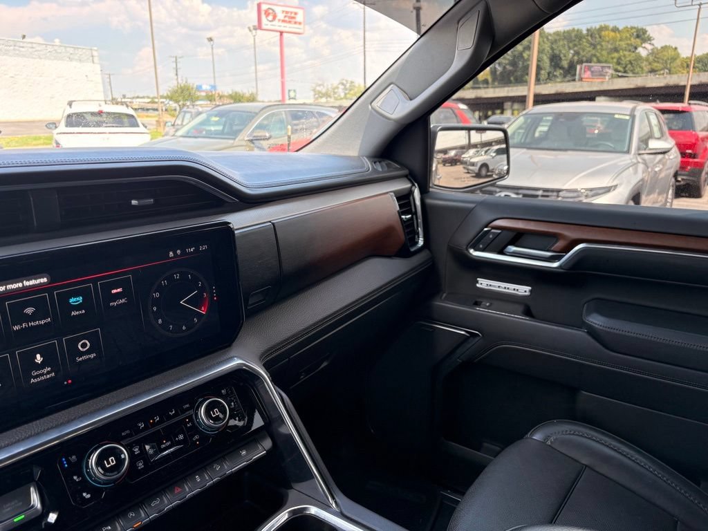 Used 2023 GMC Sierra 1500 Denali AWD/4WD image 20