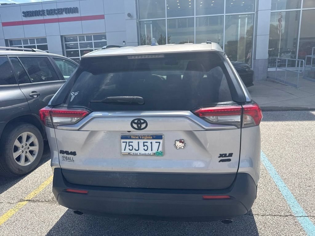 Used 2019 Toyota RAV4 XLE w/ All Weather Liner Package AWD/4WD image 5