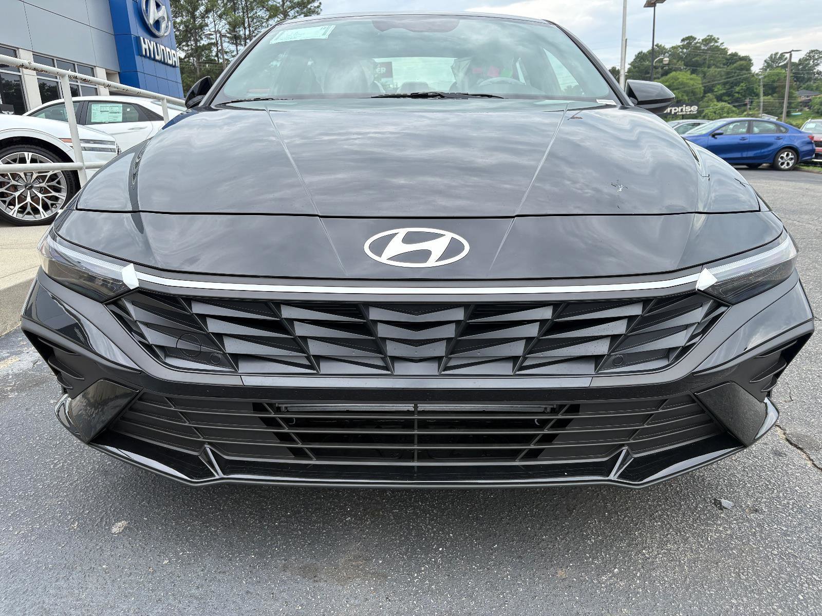 New 2026 Hyundai Elantra Sport FWD image 8