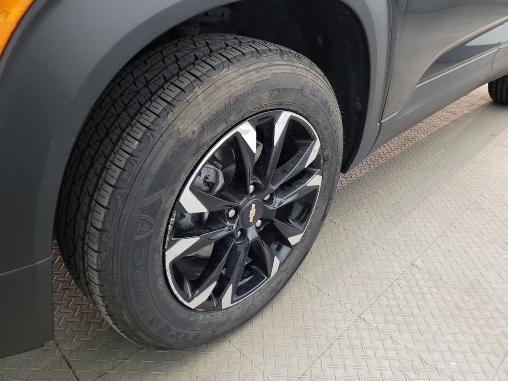 Used 2022 Chevrolet TrailBlazer LT AWD/4WD image 31