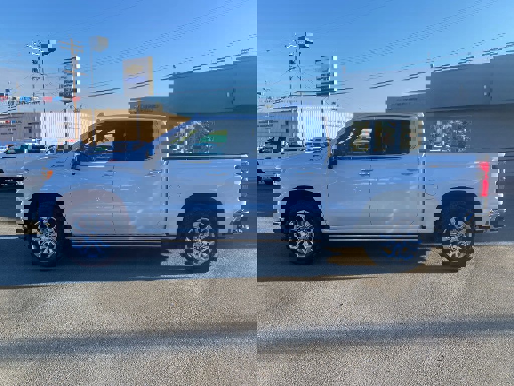 New 2026 Chevrolet Silverado 1500 LTZ w/ LTZ Premium Package image 6