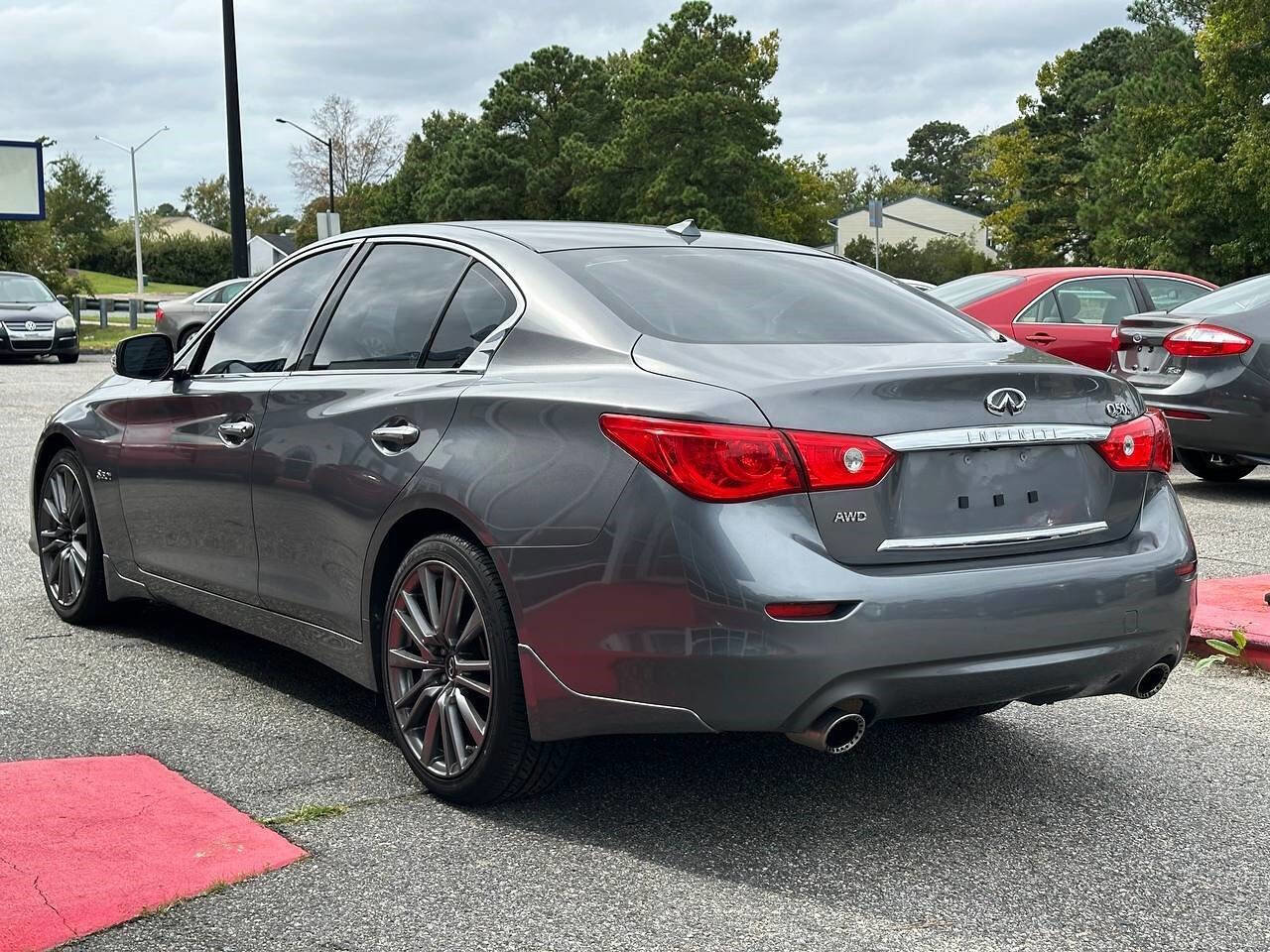 Used 2017 INFINITI Q50 Red Sport 400 image 9