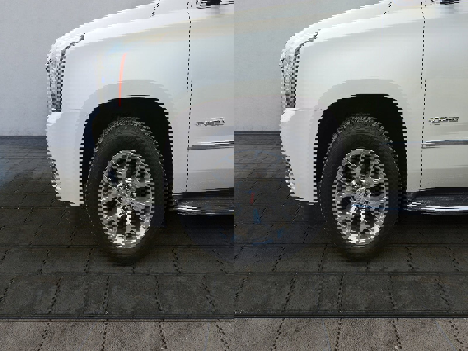 Used 2015 GMC Yukon SLT w/ Open Road Package image 27