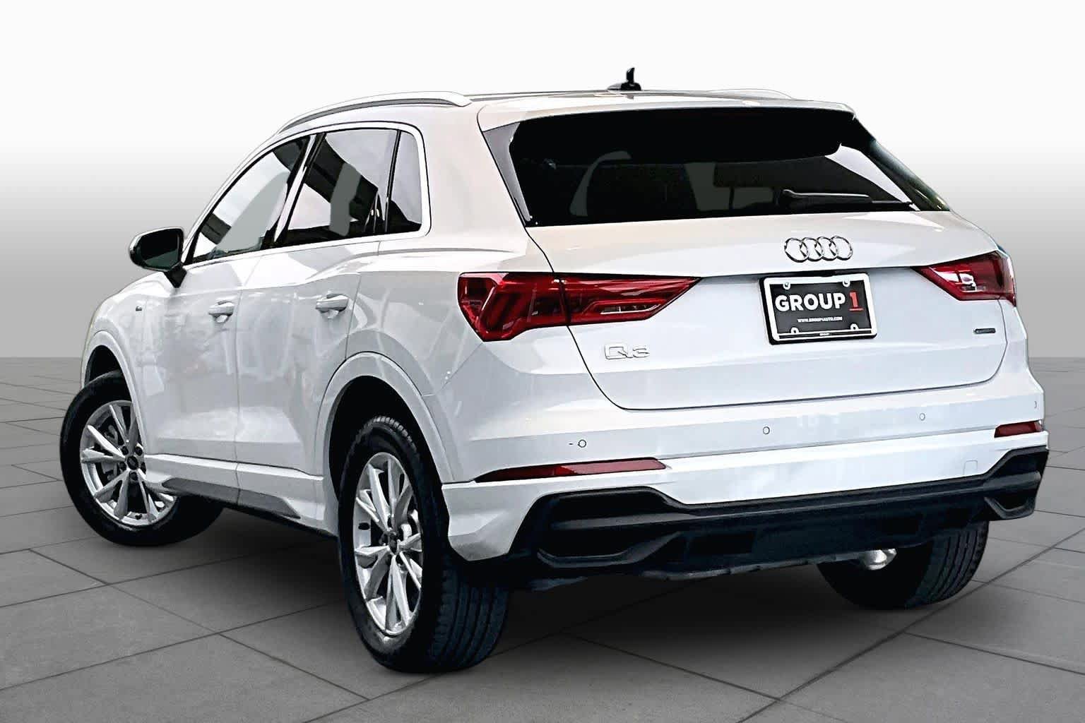 Used 2024 Audi Q3 2.0T Premium w/ Convenience Package AWD/4WD image 12