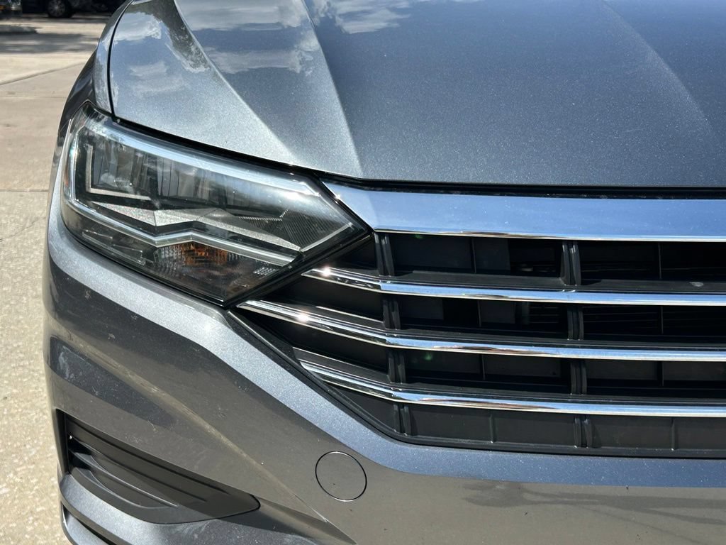 Certified 2021 Volkswagen Jetta SE w/ SE Cold Weather Package FWD image 39