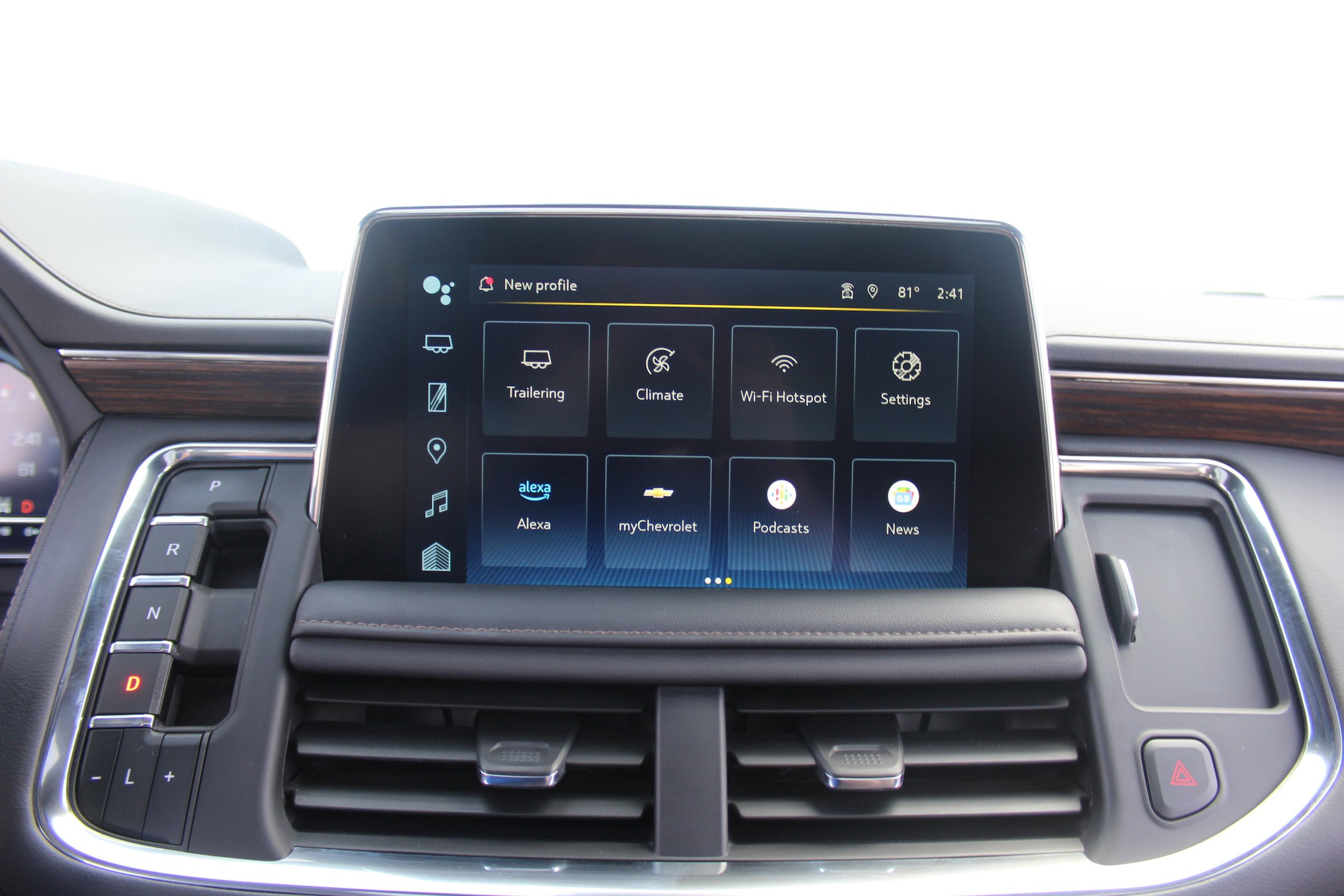 Used 2024 Chevrolet Tahoe High Country AWD/4WD image 11