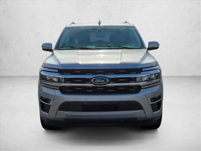 Used 2024 Ford Expedition Max Limited RWD image 2