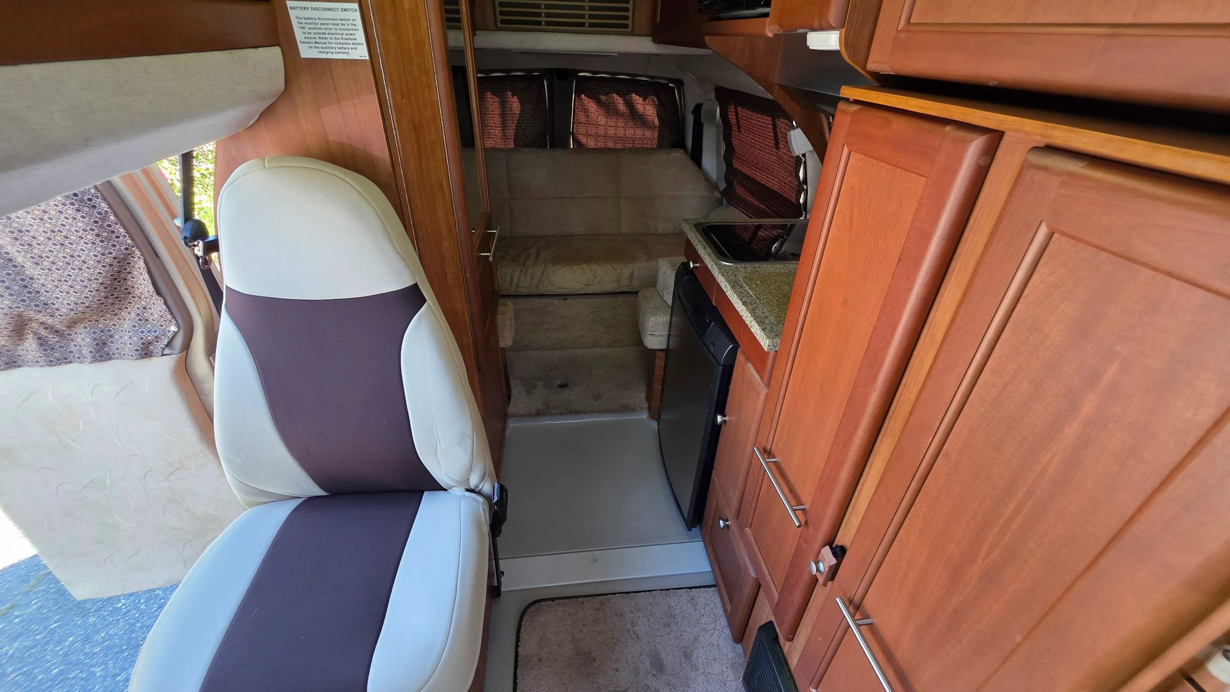 Used 2012 Chevrolet Express 2500 w/ Power Package image 18