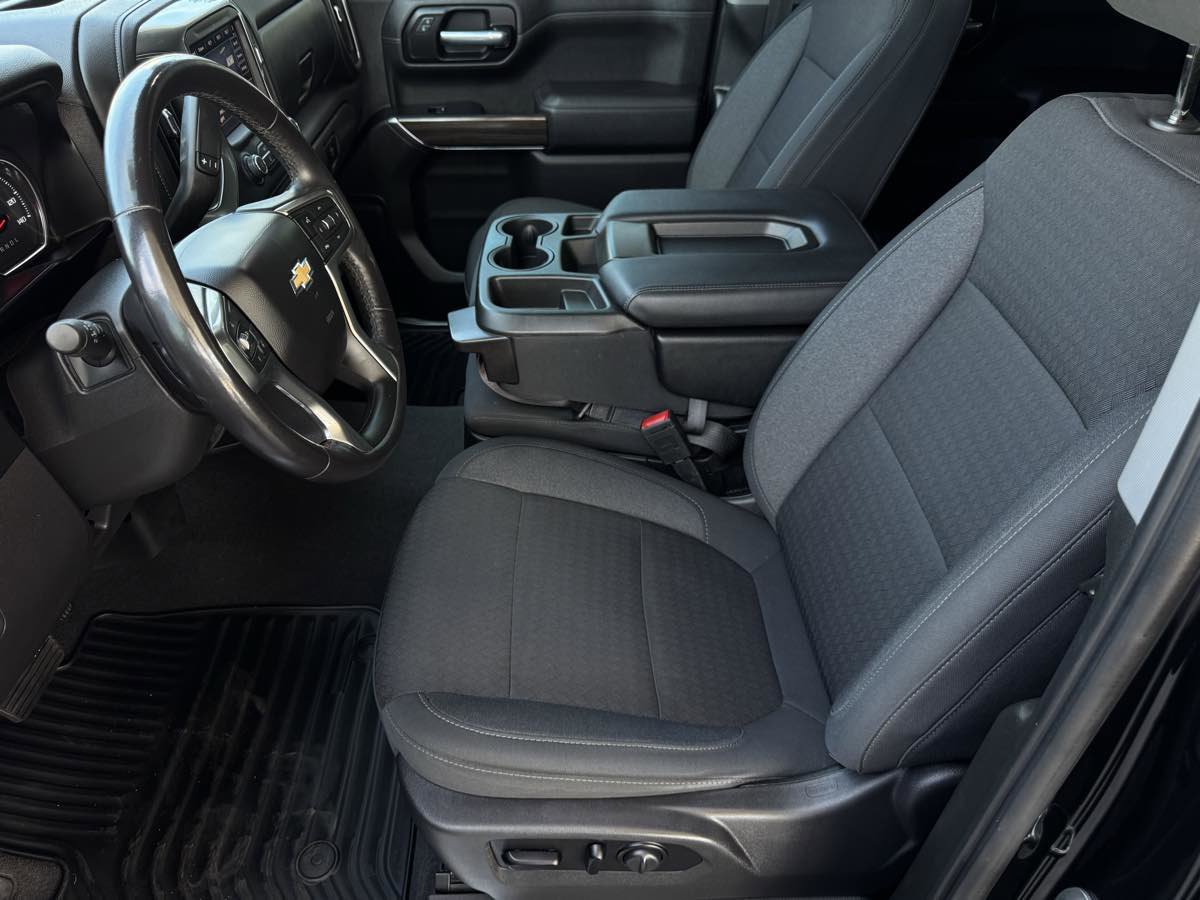 Used 2021 Chevrolet Silverado 1500 LT w/ Convenience Package II image 16