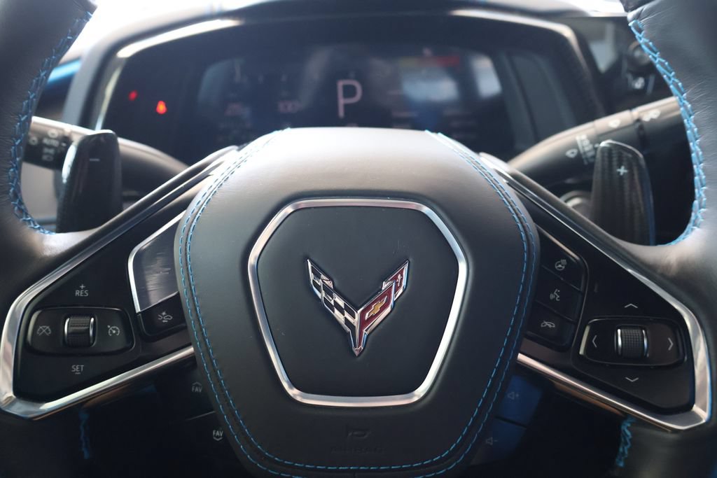 Used 2025 Chevrolet Corvette Z06 w/ Chrome Exterior Badge Package RWD image 34