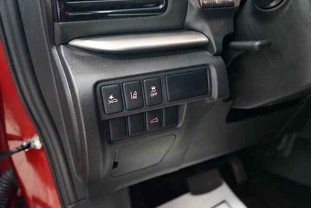 Used 2025 Mitsubishi Eclipse Cross SE image 30