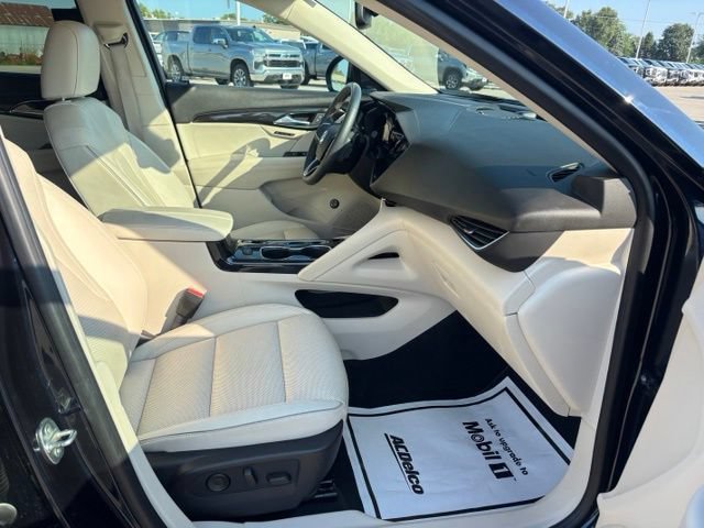 Used 2021 Buick Envision Essence FWD image 24